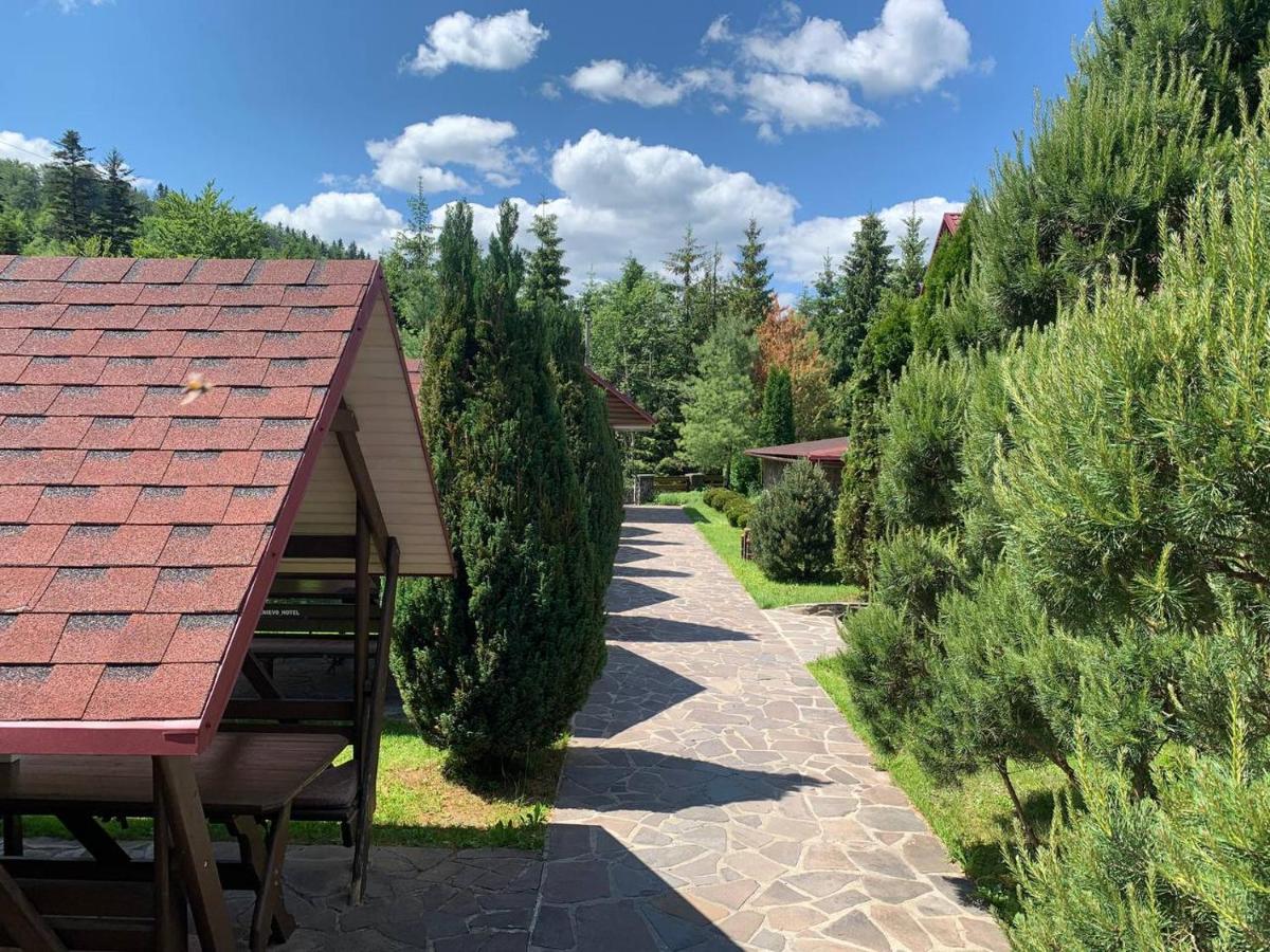 ז'דנייבו Готель Жди Ня Єво Instagram Zhdenievo Hotel מראה חיצוני תמונה